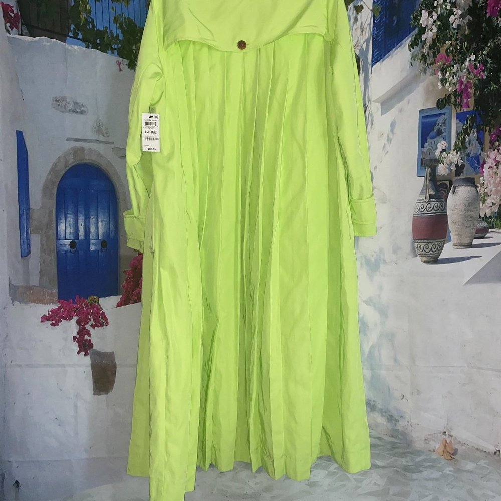 Coat - Picture 3 of 5